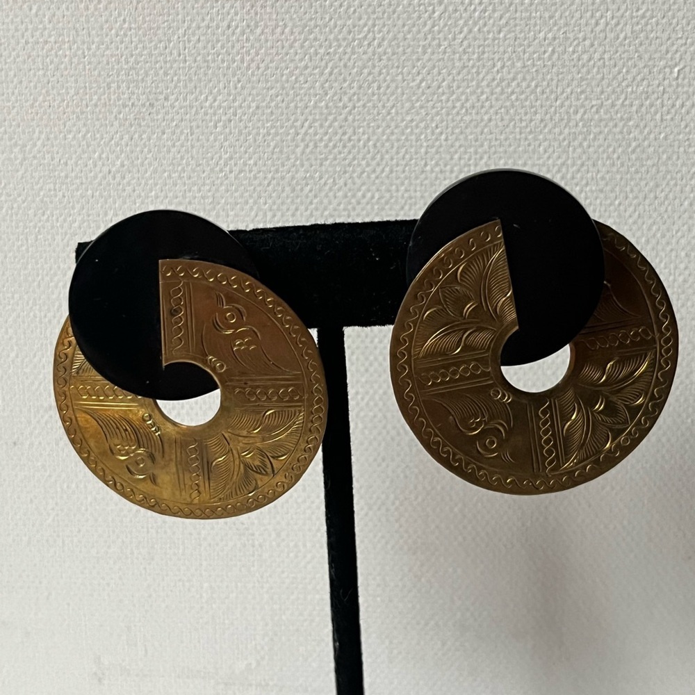 John Michael Richardson Broken Circle Clip On Earrings New Black Brass Thailand - Picture 15 of 16